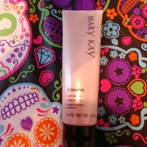 Time Wise 3 in 1 cleanser